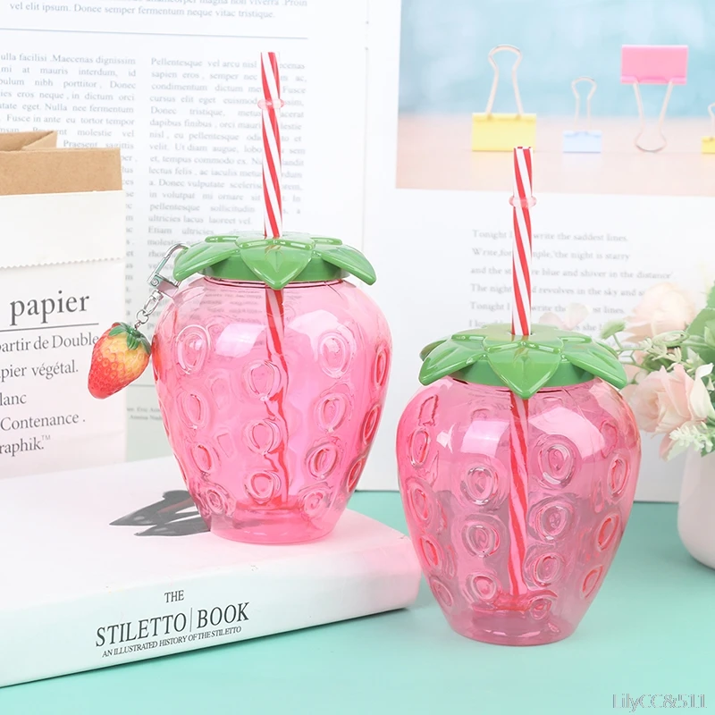 1PC Cartoon Strawberry Straw Cup Plastic Cup Lovely Girl Portable Water Cup Summer
