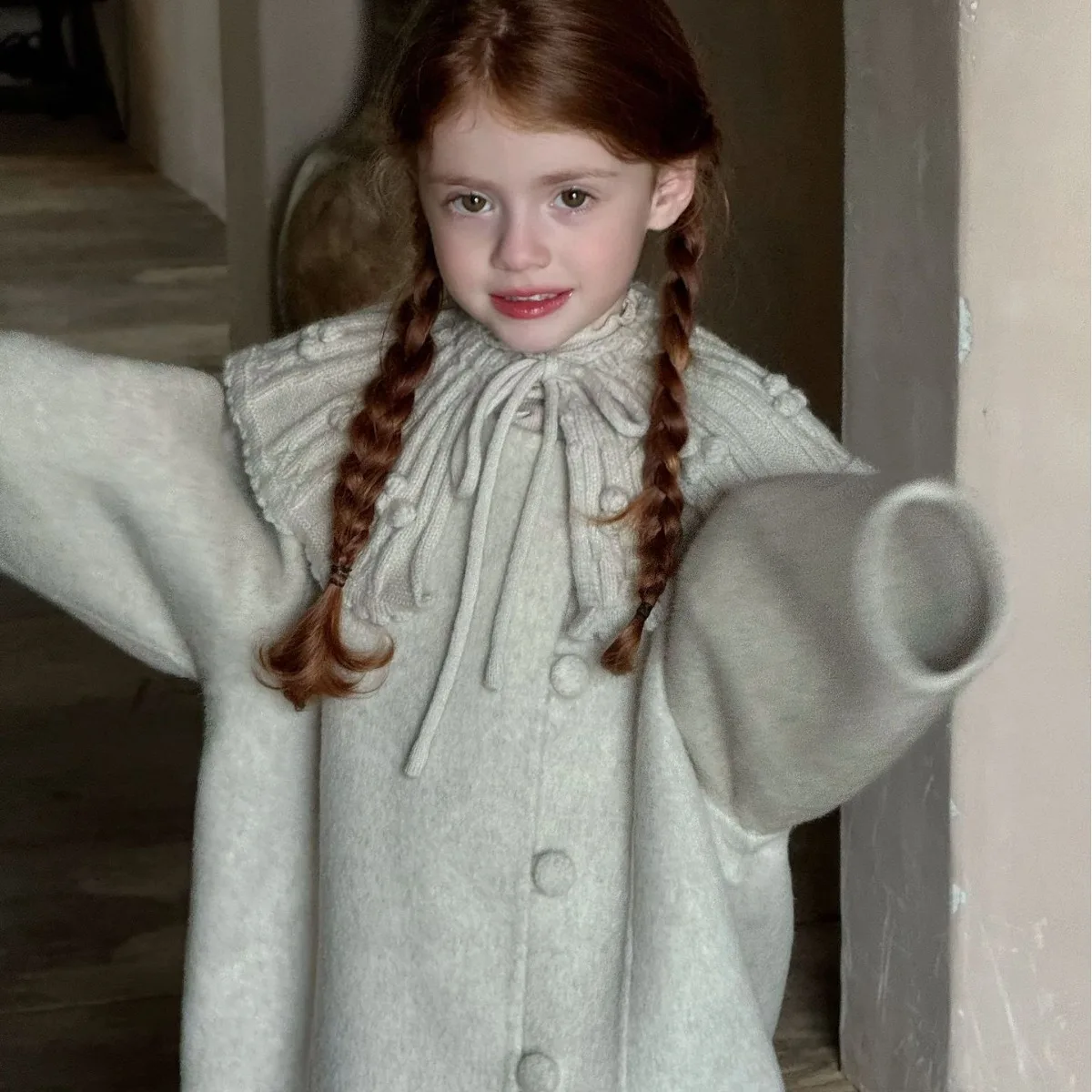 Girls Retro Fur Ball Collar Autumn and Winter New Children Clothes Girls Fashion and Versatile Knitted Collar