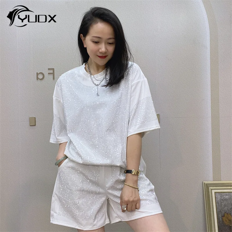 

YUDX New Summer Women Tw-piece Set Babysbreath Hot Drilling Loose T-shirt Casual Top + Wide Leg Shorts Short Sleeve White Suits