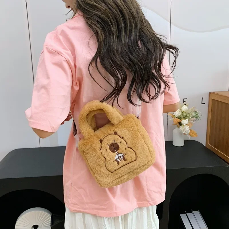 Cartoon Capybara Plush Crossbody Bag – Cute Plush Doll Coin Bag for Kids