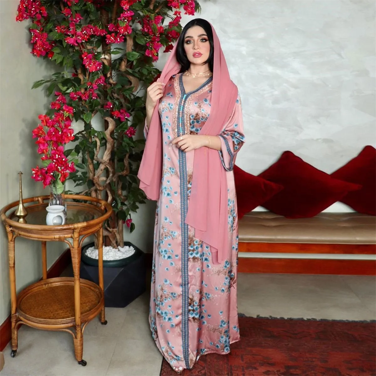 Ramadan Kaftan Dubai Luxury Diamond Long Dress Flower Print V-Neck Lace Ribbon Elegant Party Dress Muslim Women's Dress