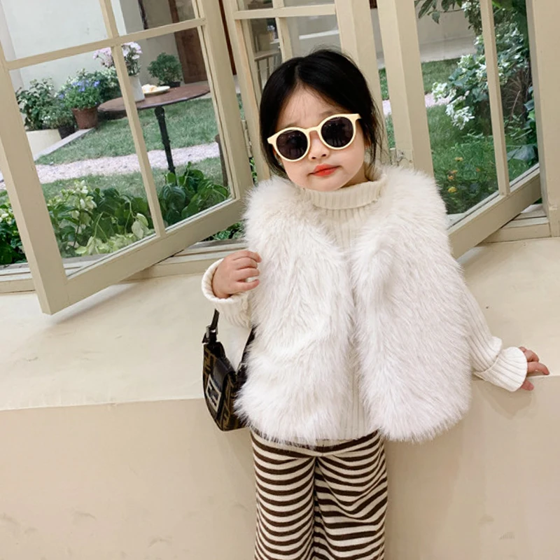 yuhappy Toddler Baby Girl Faux Fur Vest Coat Infants Fall Winter Waistcoat Outerwear Gilet Jacket 