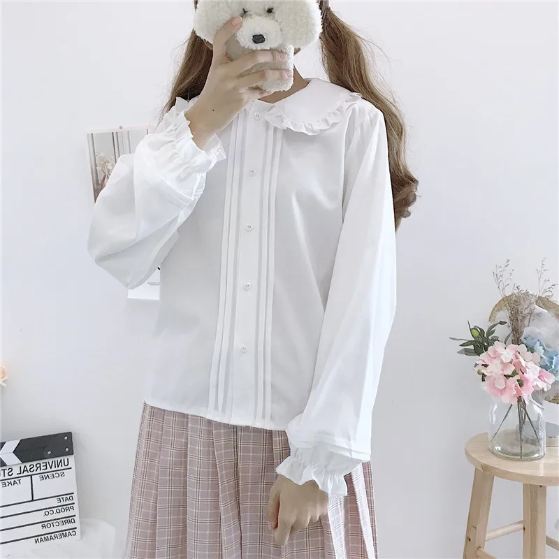 Girl Black White Long Sleeve Lolita Shirt Women Blouses Retro Vintage Blouse Shirts For Woman Sweet Peter Pan Collar Tops Party