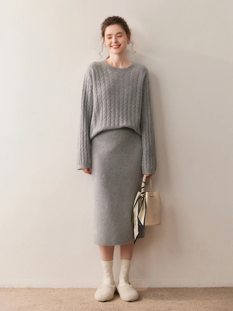 Cashmere skirt versatility