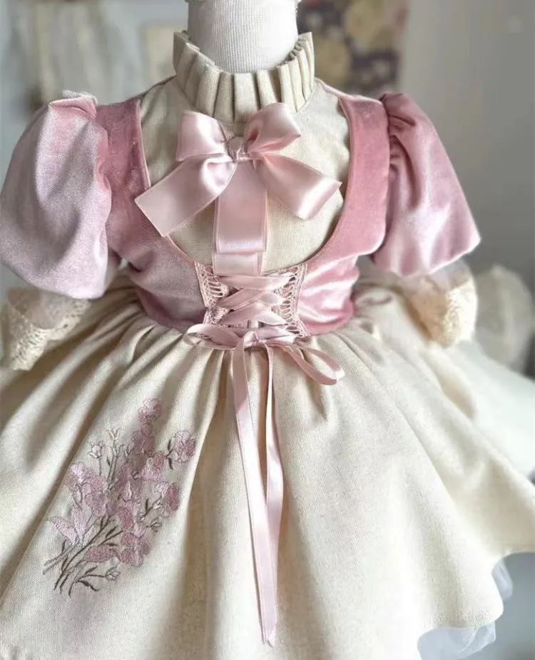 فستان الأميرة التركي العتيق المطرز بالزهور الوردية...