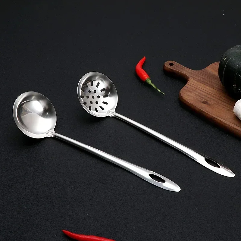 1 PCS, Stainless Steel Soup Spoon, Strainer, Household Kitchen, High-end Appearance, Long Handled Soup Spoon, Hot Pot Spoons