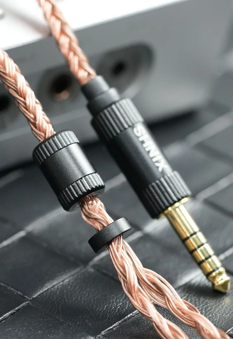 XINHS S100 ヘッドホンケーブル特別仕様 4.4mmバランスケーブル XINHS S100 ヘッドホンケーブル特別仕様 4.4mmバランスケーブル