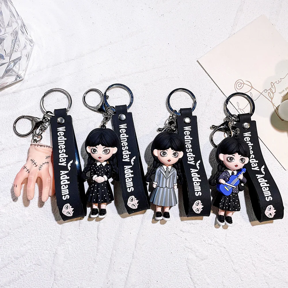 Porte-clés acrylique de la famille Addams animée, porte-clés pendentif,  cadeau pour GérDecoration, mercredi Addams, vente en gros - AliExpress