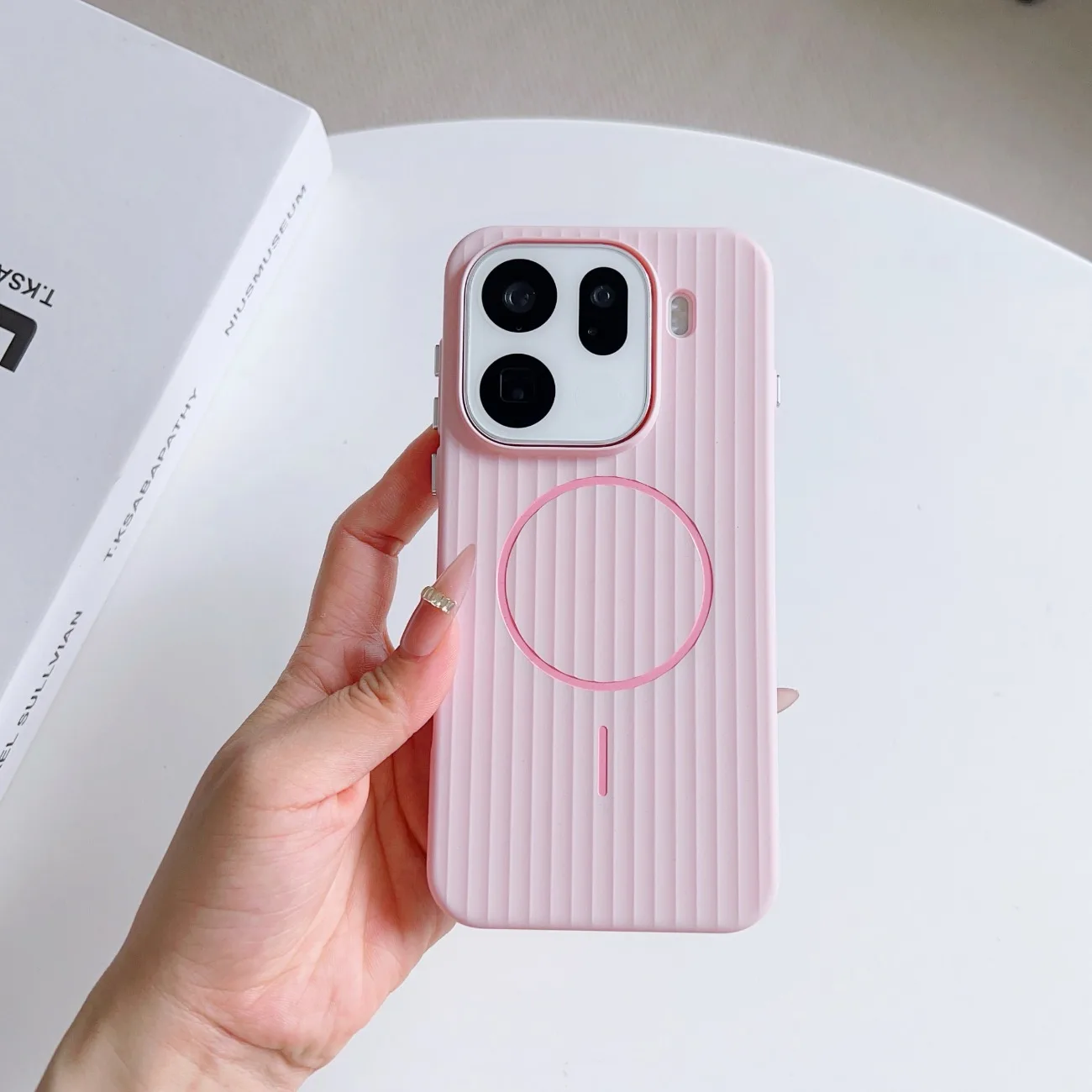 Shockproof Magnetic Wireless Charging Phone Case with Magsafe Compatibility