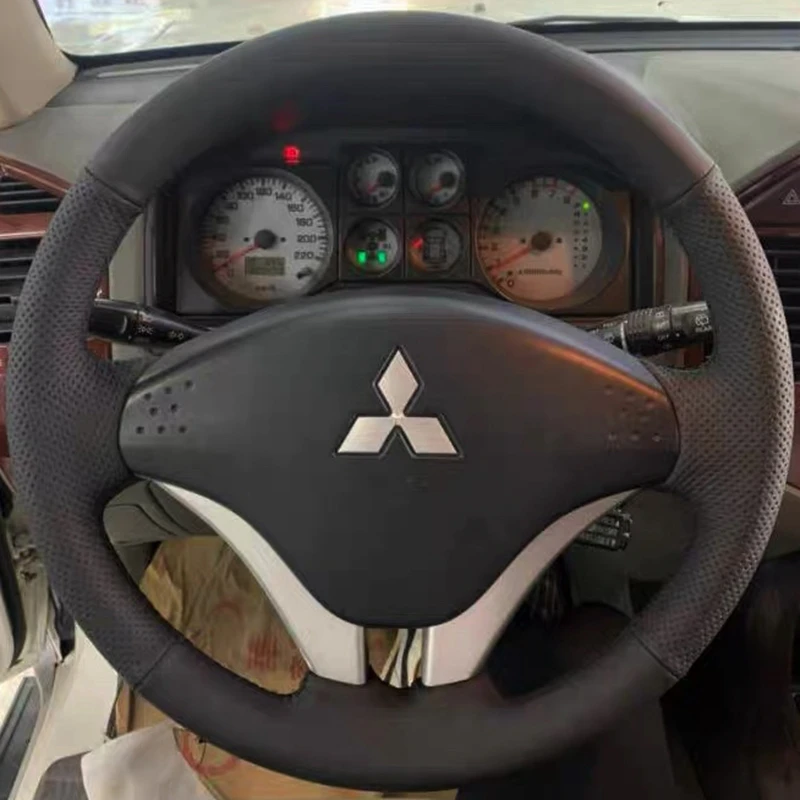 

Custom Car Steering Wheel Braid Cover Genuine Leather 100% Fit For Mitsubishi Pajero 2008-2011 V73 2011 L200 Car Accessories