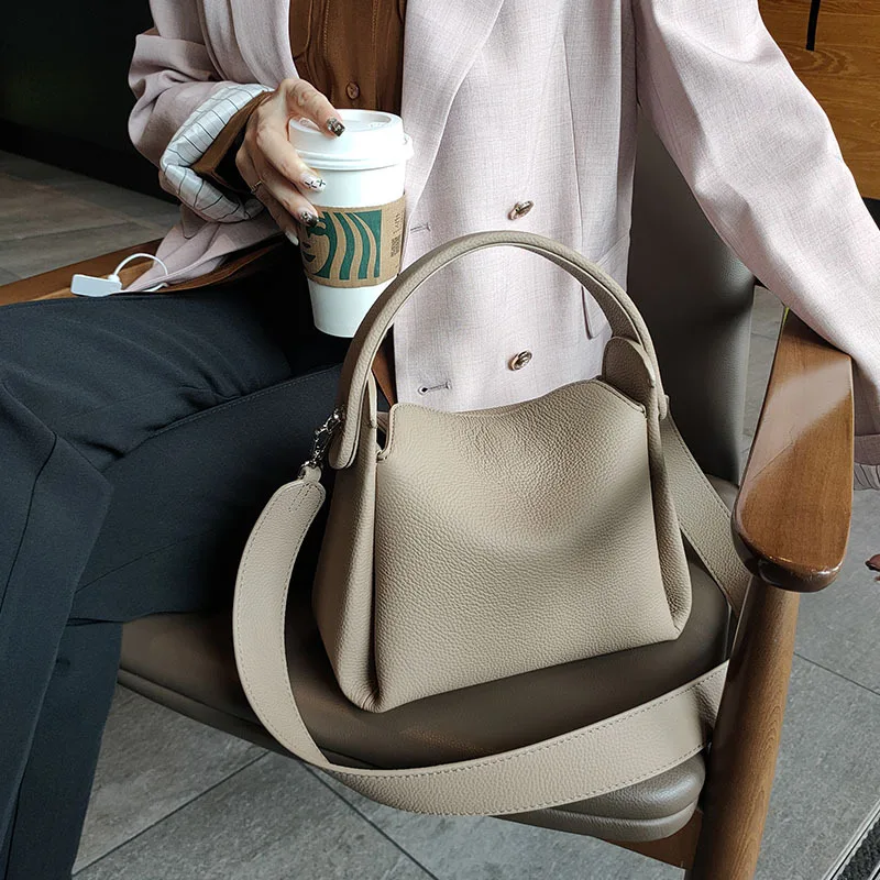 

Luxury Soft Female Genuine Leather Shoulder Bags Women Messenger Bags Fashion Lady Shopping Square Handbag New 2023