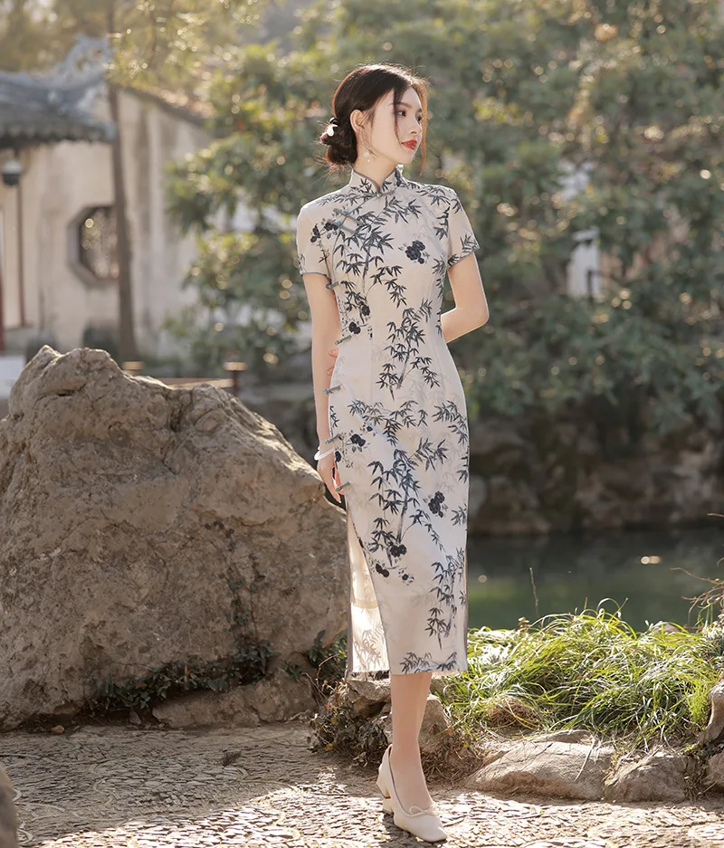 

Elegant Women's Short Sleeve Handmade Button Qipao Retro Bamboo Flower Printed Satin Cheongsam Chinese Daily Dress
