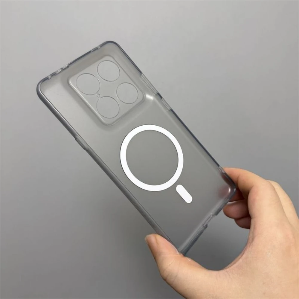Sleek Ultra-Thin Translucent Fashion Case with Magnetic Protection