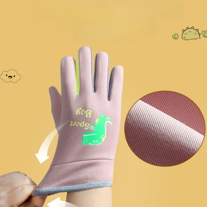 Cycling gloves winter gloves ski gloves winter children plush warm gloves boys girls kids outdoor windproof skiing cycling gloves glow students toddler cycling mittens
