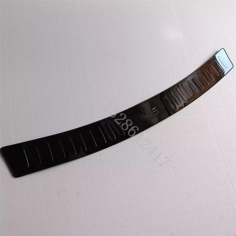 For Audi Q5 2009 2010 2011- stainless steel Rear Bumper Protector Sill Trunk Rear guard Tread Plate Trim rear Accessories