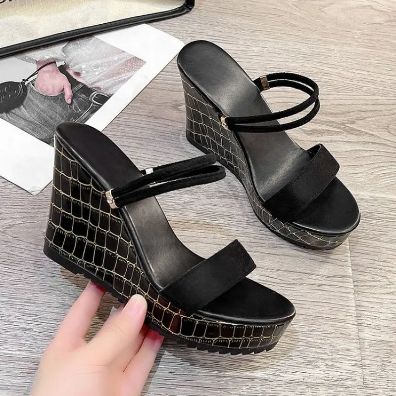 

Wedge Sandals Casual Non-slip Peep Toe Platform Sole Buckle Elegant Heels Wedges Shoes for Women sandalias de mujer verano 2023