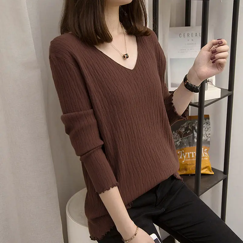 Oversized New 2023 Autumn/Winter Covering Loose Sweatshirt Fat Sister V-Neck Age Reducing Foreigner Bottom Sweater Female Tops