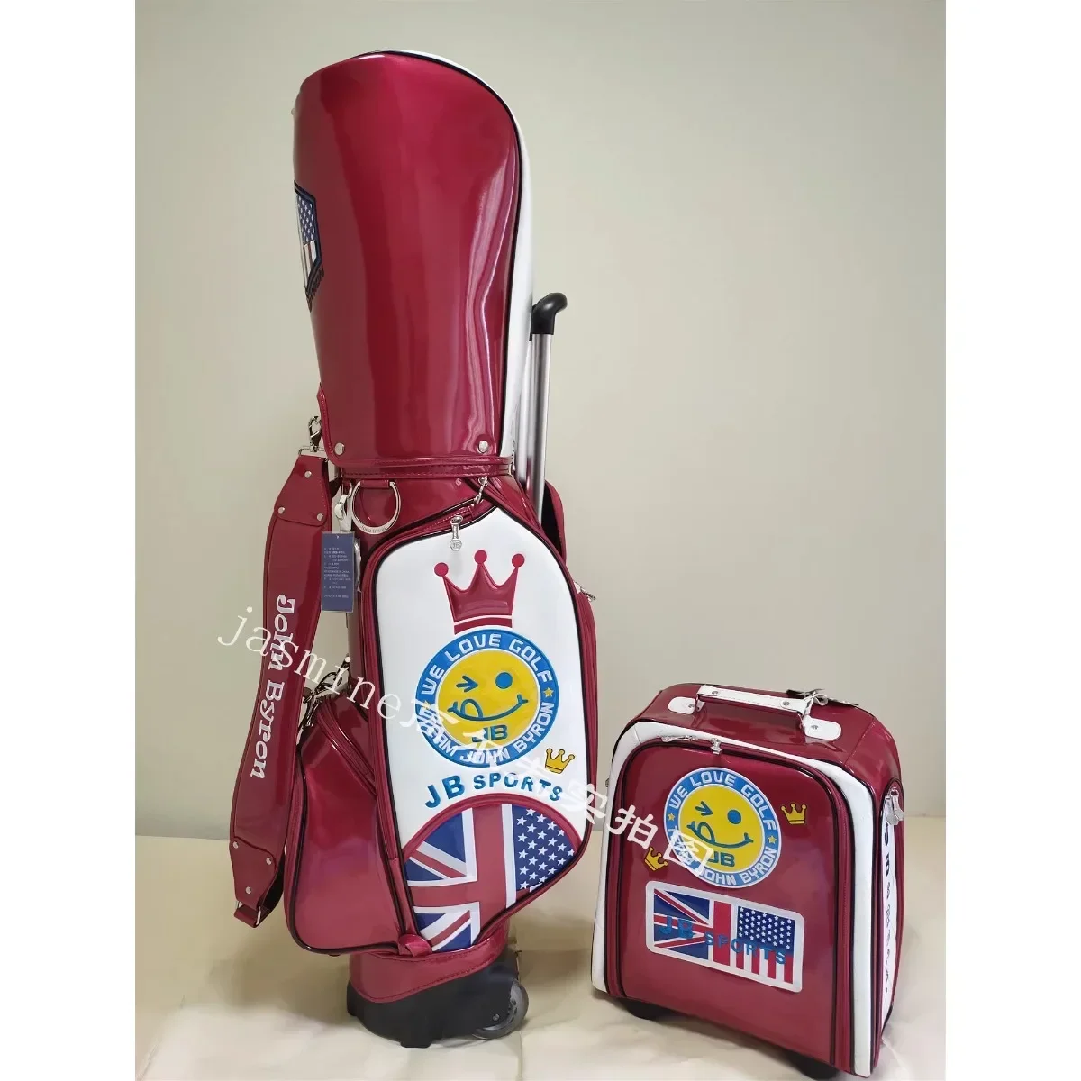

2023 New Golf Bag Waterproof High Quality Clothing Bag PU Full Crystal Material Wheel Golf Standard Bag 골프 가방