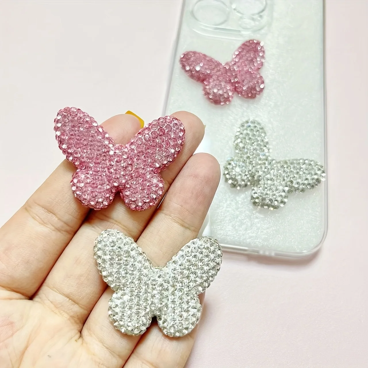 4Pcs 핑크 화이트 전체 다이아몬드 럭셔리 립 나비 활 Starberry 정크 전화 케이스 Ipadcase 장식 매력 액세서리 Diy 공예