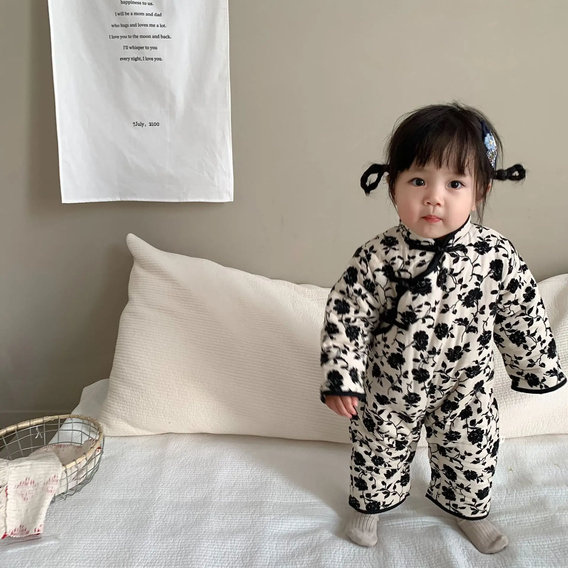 

Autumn Winter Chinese Cheongsam Stlye Baby Floral Print Cardigan Romper Newborn Girl Fleece Thick Jumpsuit Kid Cotton One-piece