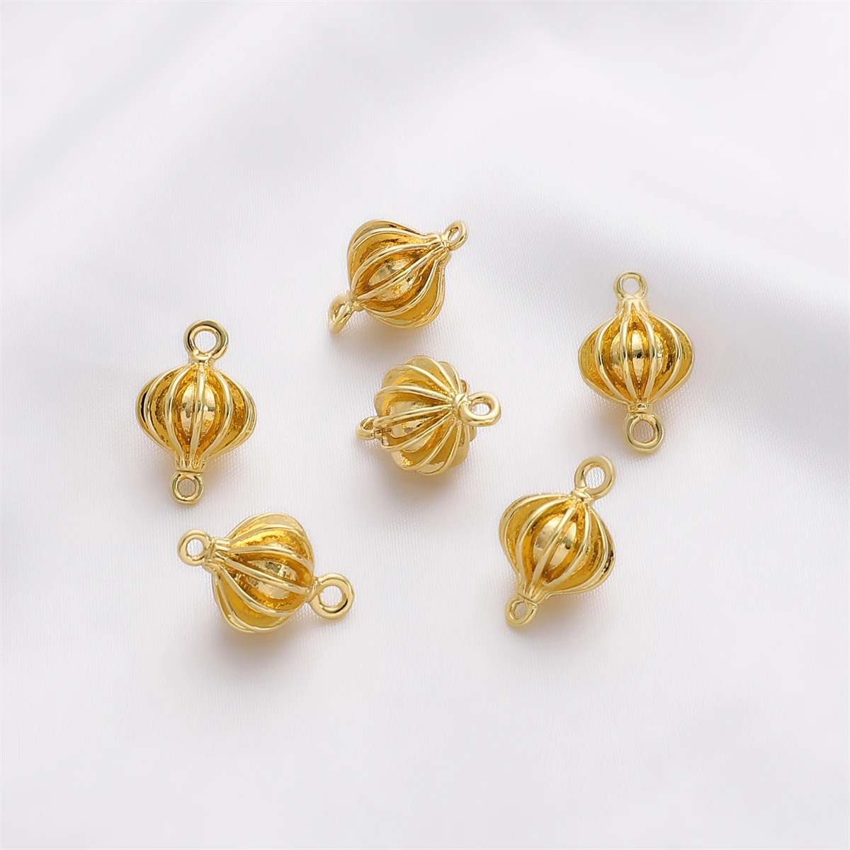 

1pc 14K Gold Plated Brass Cute Lantern Connector Findings for Women's Necklace Bracelet for DIY Jewelry Making Findings
