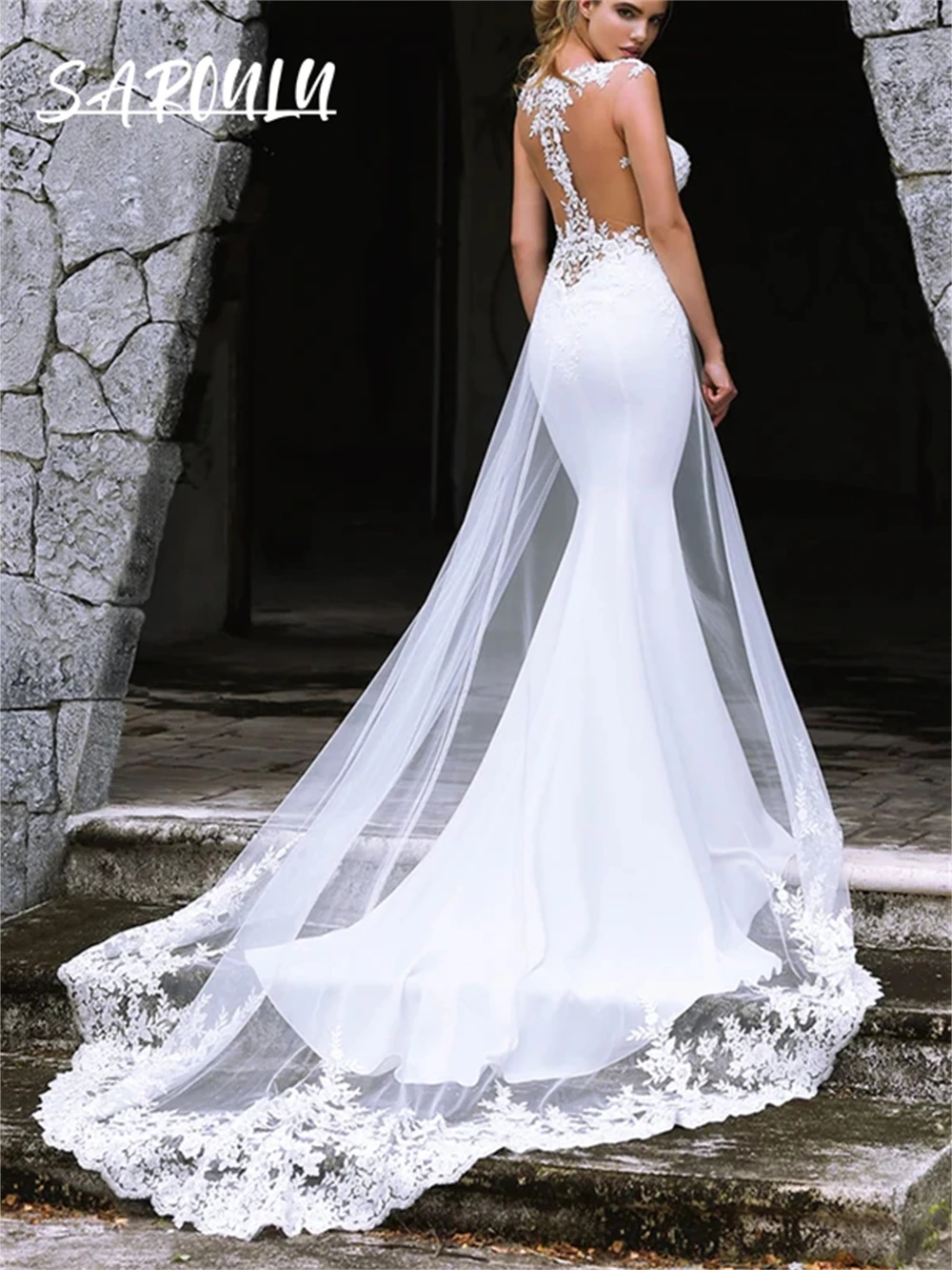 Рисунок 2 - Винтажное облегающее свадебное