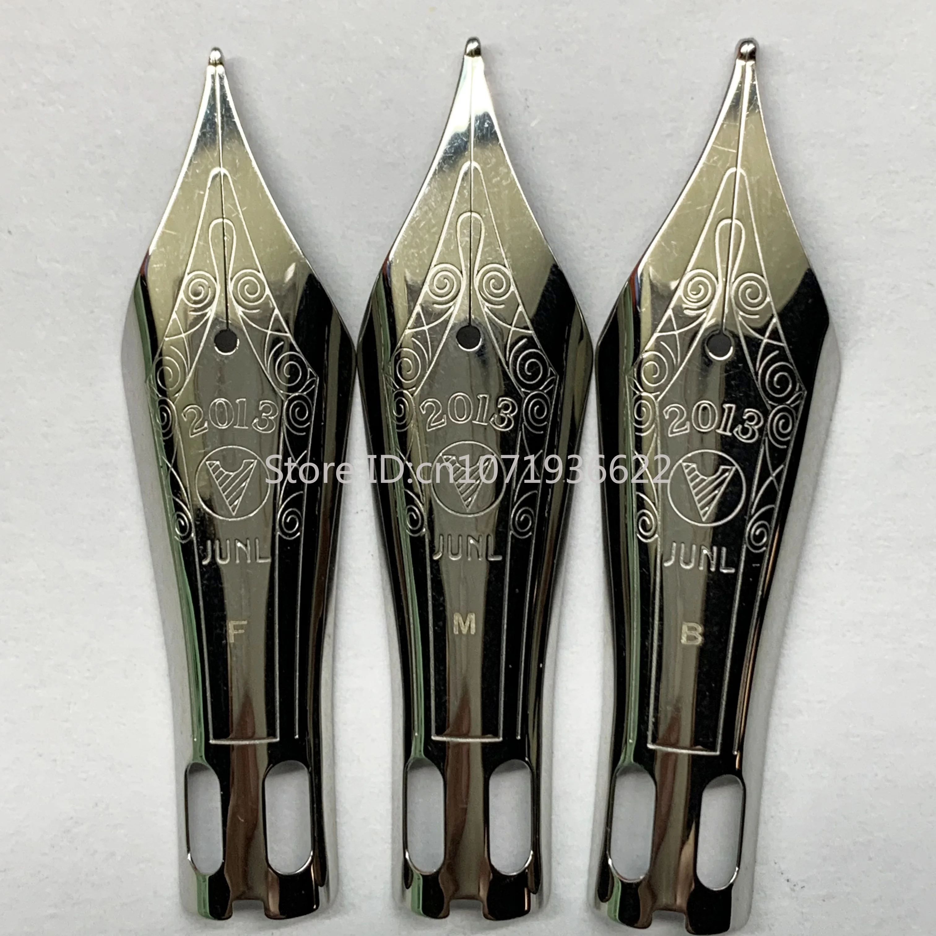 WingSung/JUNLAI ラージ 930 樹脂ピストン万年筆 N0.9 Iraurita