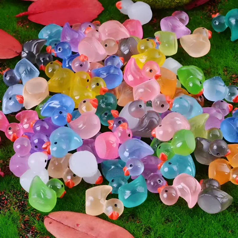 200/100/50Pcs Luminous Mini Ducks Moss Microlandscape Miniature Duck Figurines Fairy Garden Access Home Decor Glow in The Dark 1