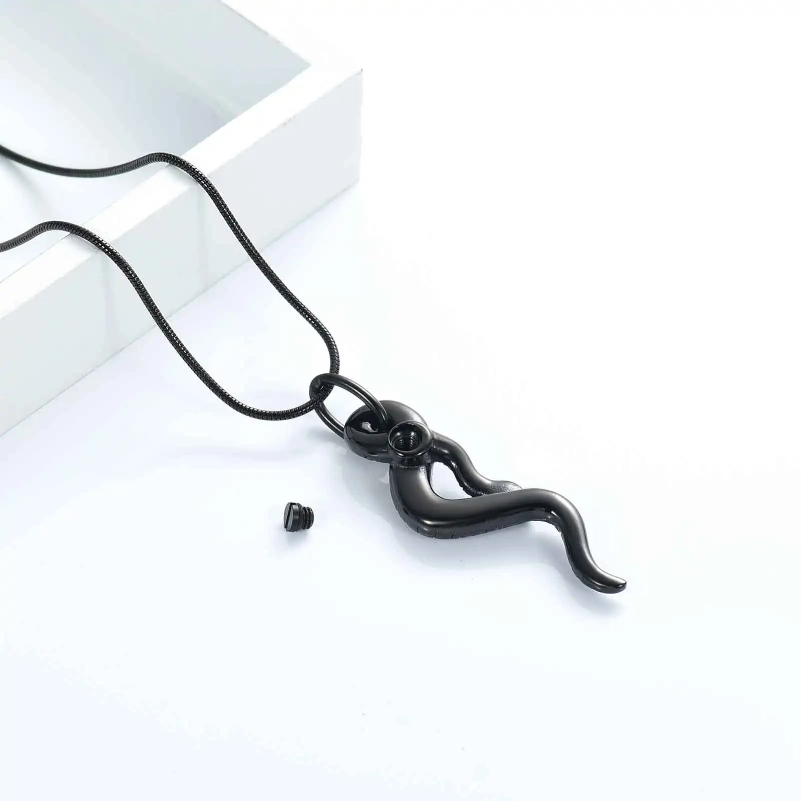Vintage Snake Urn Necklace for Pet Ashes for Men/women Gothic Cremation Small Urns Stainless Steel Memorial Jewelry Pendant