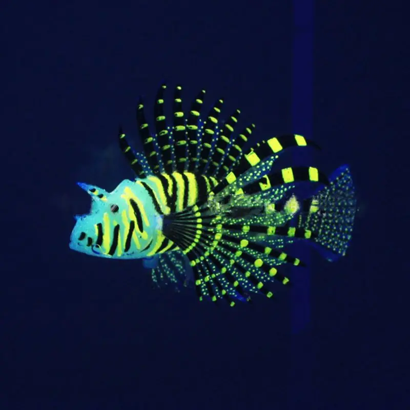 Aquarium Artificial Glowing Fish Ornaments Silicone Lionfish Floating Decorations for Fish Tank