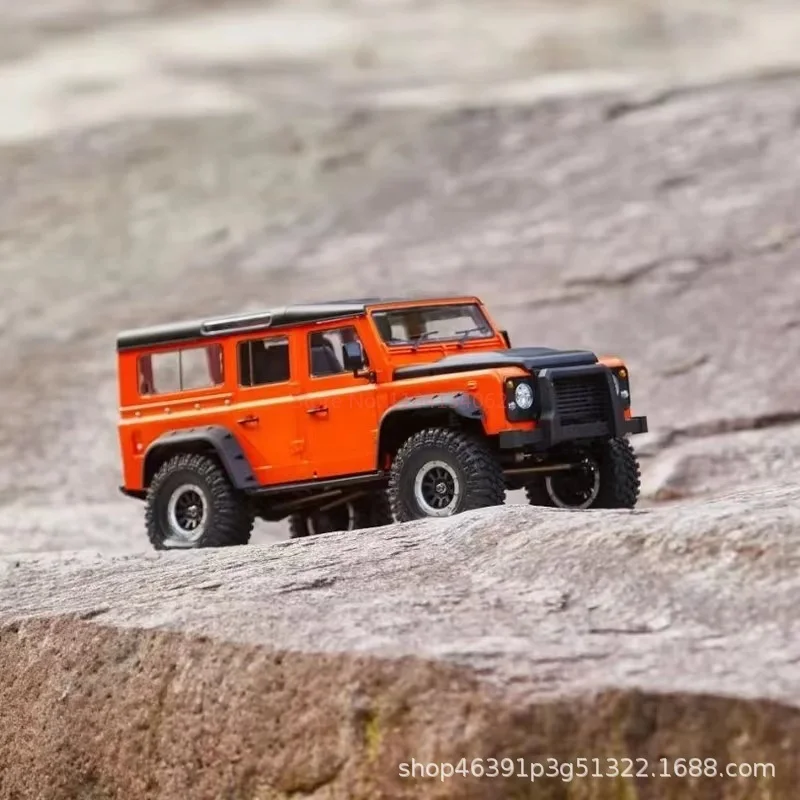 Yk4104 1/10 Remote Control Electric Simulation Land Rover Hard Shell Four-Wheel Drive Dual Speed Climbing Off-Road Vehicle Gift 4