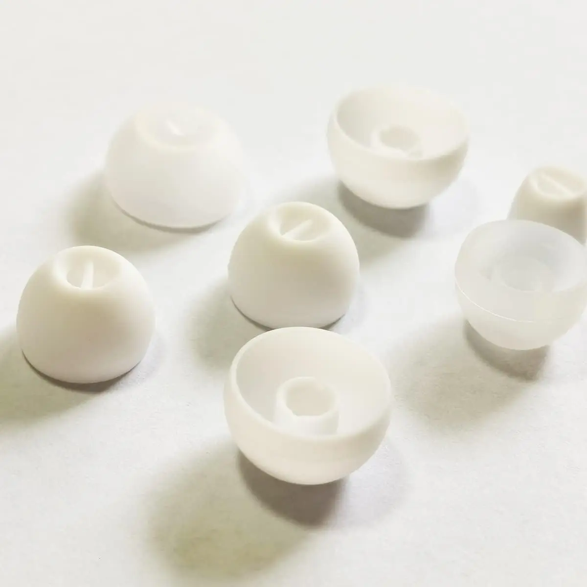 8 Pcs For Sennheiser CX Plus/Momentum 2/CX 300S Ear Tips, XS/S/M/L 4 Size Replacement Soft Flexible Silicone Eartips Earbuds
