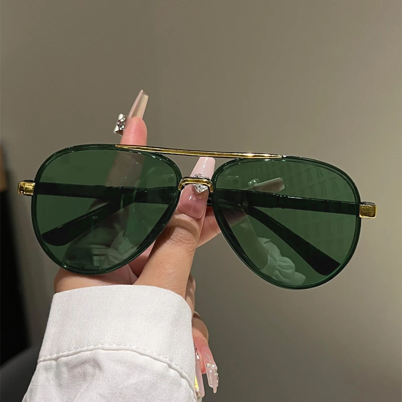 KAMMPT Vintage Pilot Sonnenbrille Männer Mode Klassische Outdoor Casual Shades Frauen Neue Trendy Luxus Marke Design Dekor Sonnenbrille
