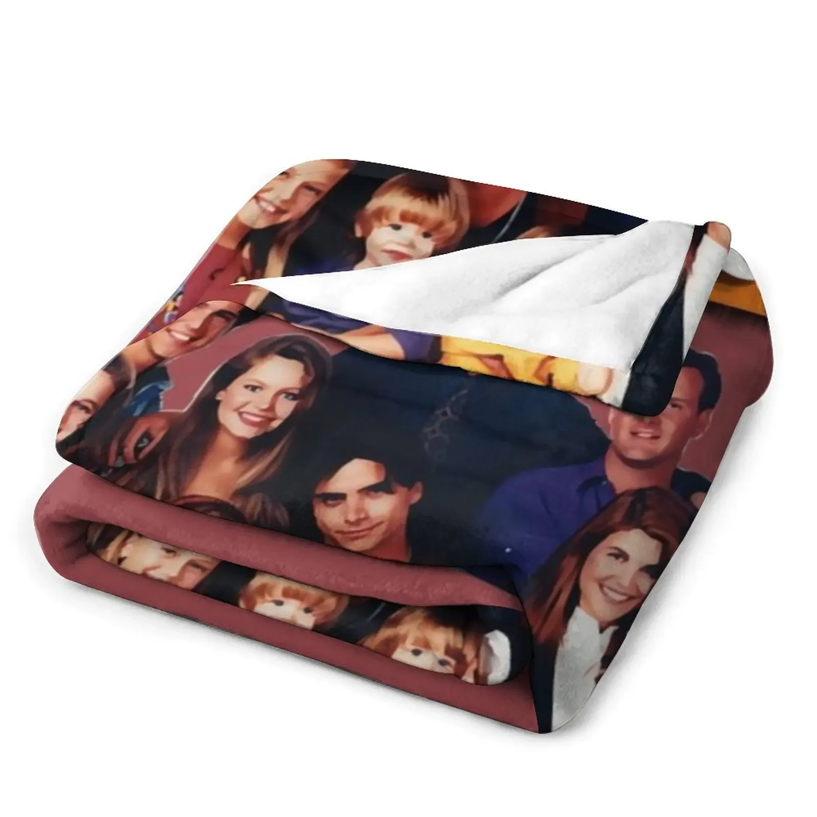 Ǯ �Ͽ콺 ĳ��Ʈ ������ ���, �̺�, �ʴ��� ������ �� ���