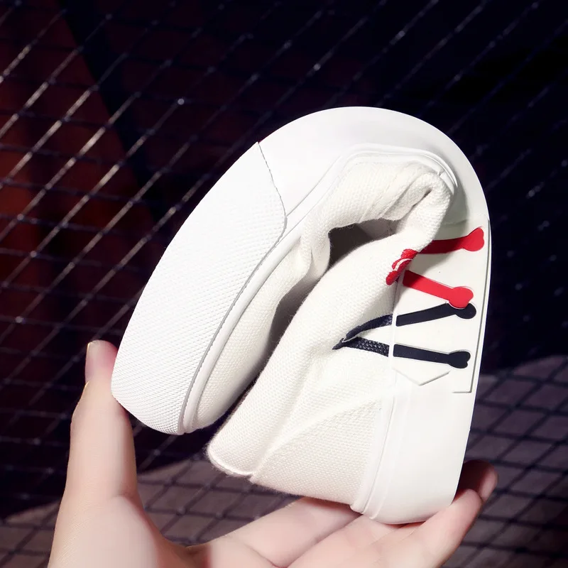 Men Casual Shoes Canvas 2024 Mens Luxury Loafers Breathable Slip on FlatsMale Vulcanized Shoes White Driving Shoes Plus Size 47