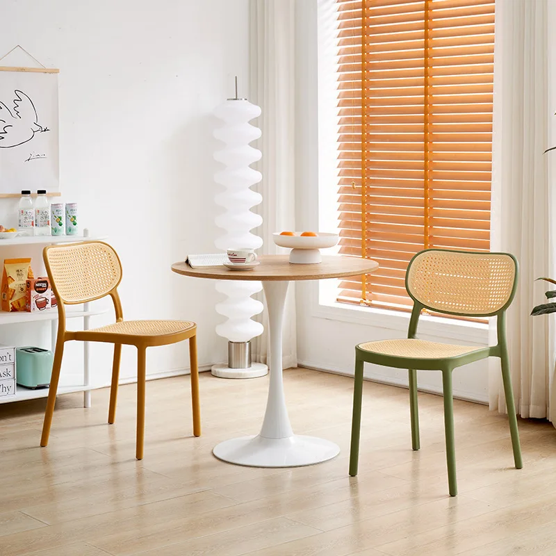 Рисунок 2 - Обеденный стул O176Chaofei в скандинавском стиле