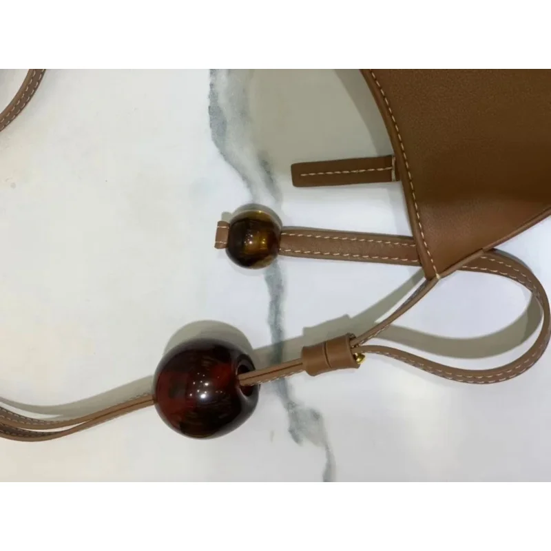 Korean Minority Designer Luxury Armpit Shoulder Bags Commuter Elegant All-match Handbags Female Purse 2024 New Bolsos Mujer