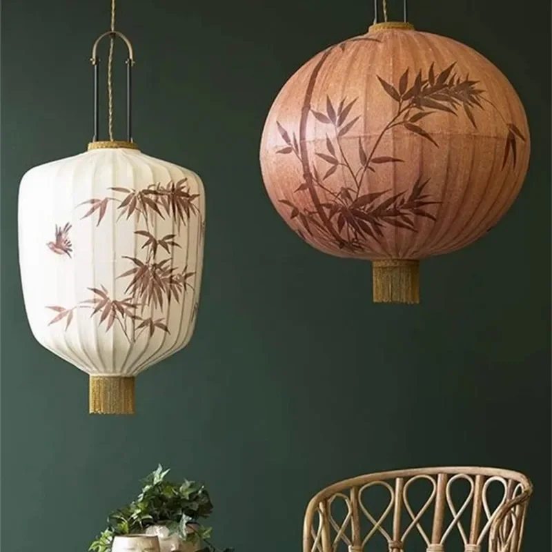 

Traditional Lantern Painting Pendant Lamp Handmade Fabric Lampshade Chinese Lantern Hotel Decor Restaurant Chandelier Lighting