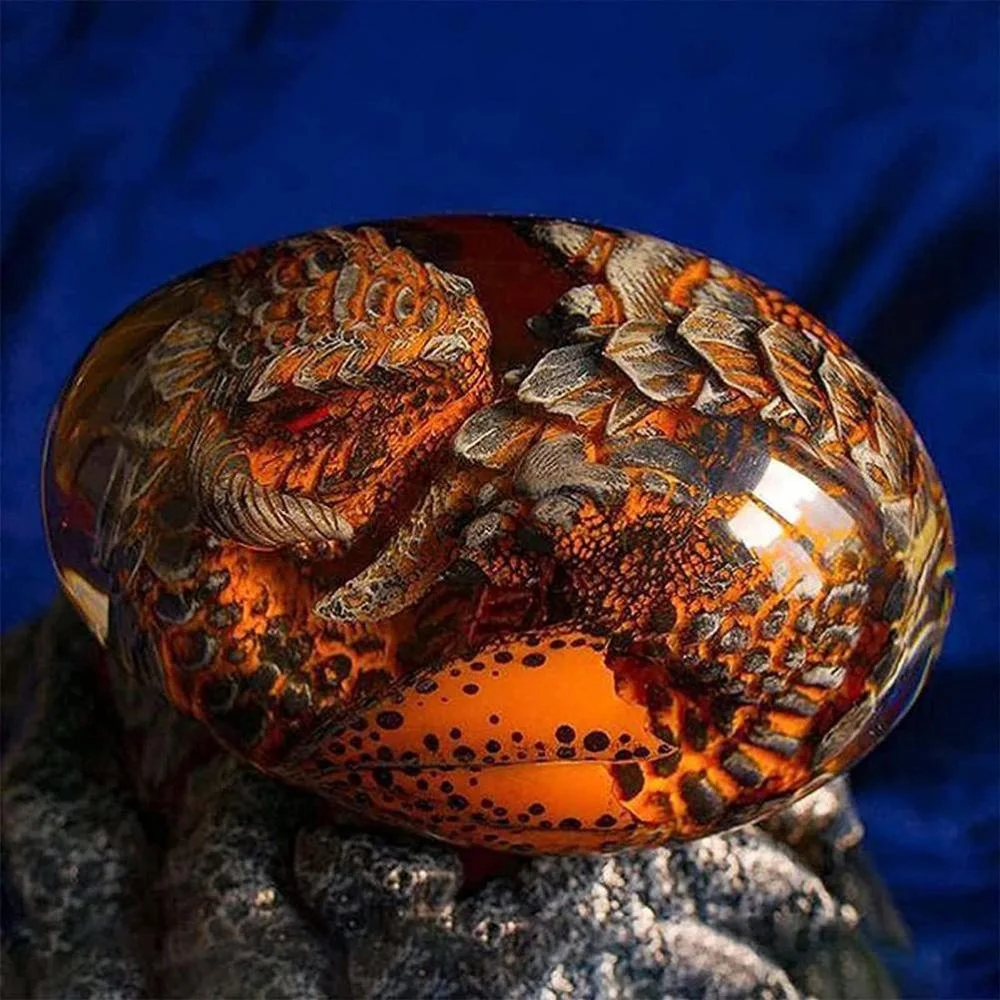 1PCS Lava Dragon Egg Dream Crystal Resin Transparent Exquisite Hand-Sculpted Fire-Bag Dragon Souvenir Desktop Ornaments