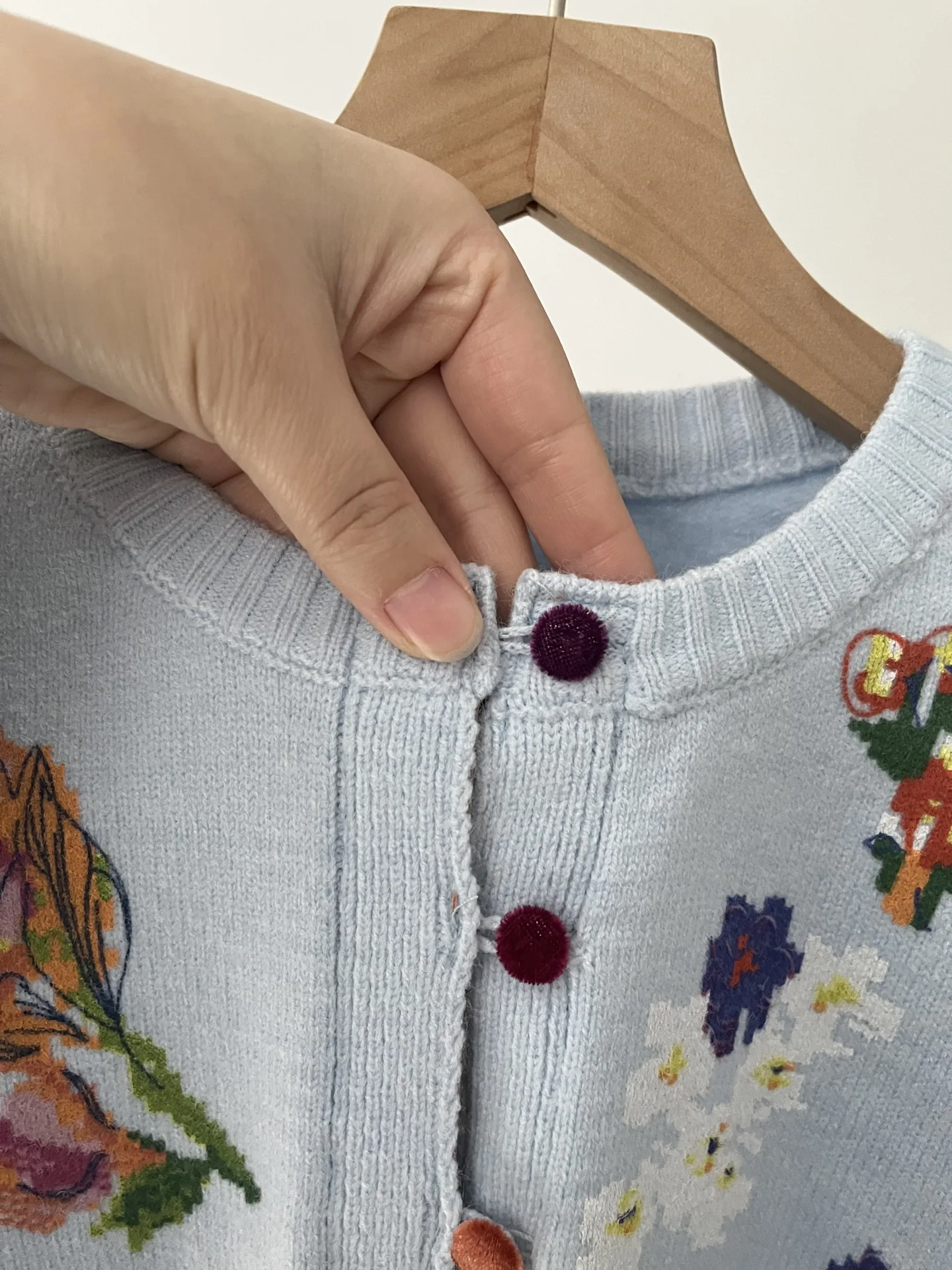 Temperament Versatile Long Sleeve Printing Crew Neck Knitted Cardigan Flower Sequin Blue Sweater 51c-PB 6
