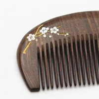 Petit peigne en bois de santal doré naturel, Structure en bois naturel, peigne à cheveux à dents fines, tête antistatique, Point d'acupuncture, cadeau de Massage 5