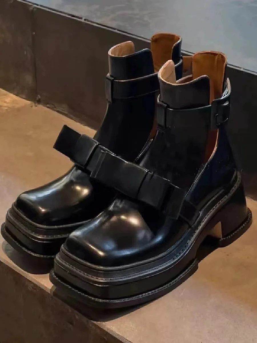 

Solid Color Square Toe Bow Short Boots British Style Hollow Buckle Ankle Botines Patent Leather Flat Mid-Heel Women Shoes