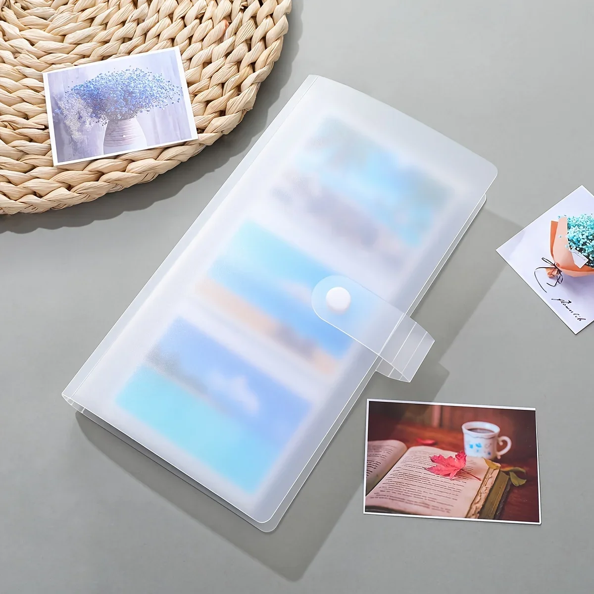 None-clipbook storage with photos, or cards, plastic, transparent, protector