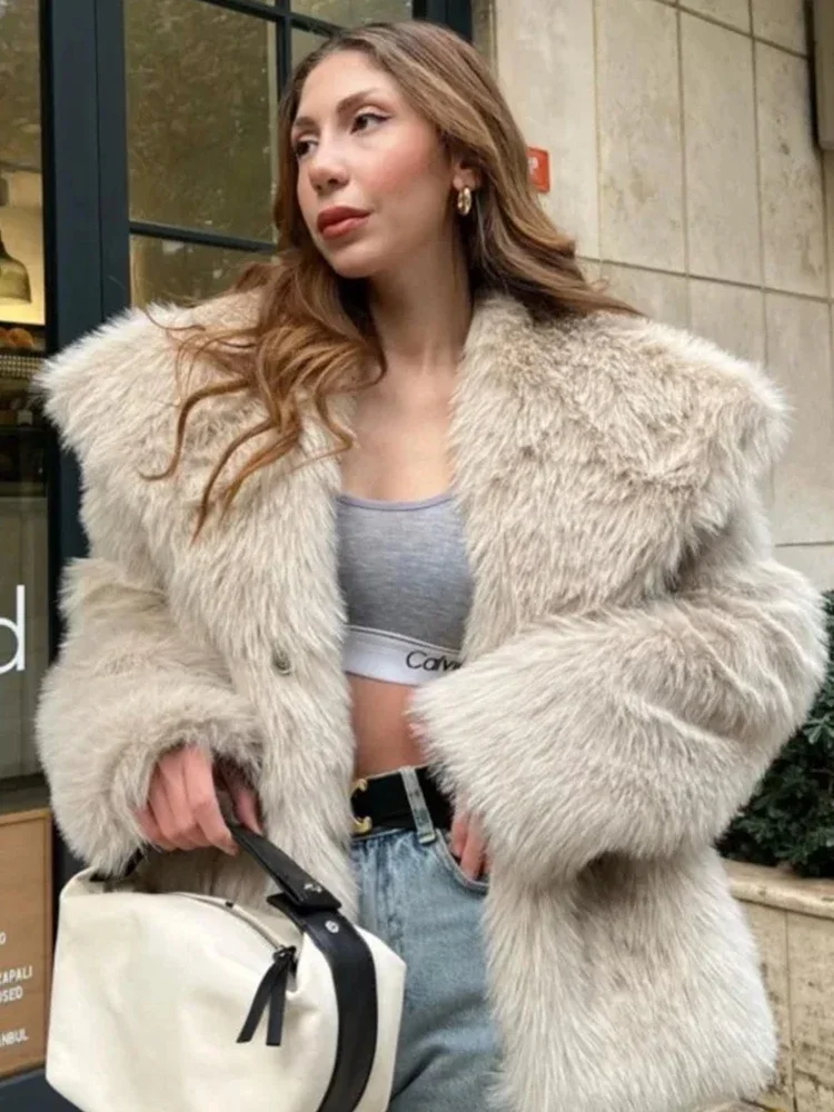 Fashion Lapel Faux Fur Jacket For Women 2024 New Fluffy Long Sleeve Furry Coat Female Luxury Elegant Lady High Street Outerwear