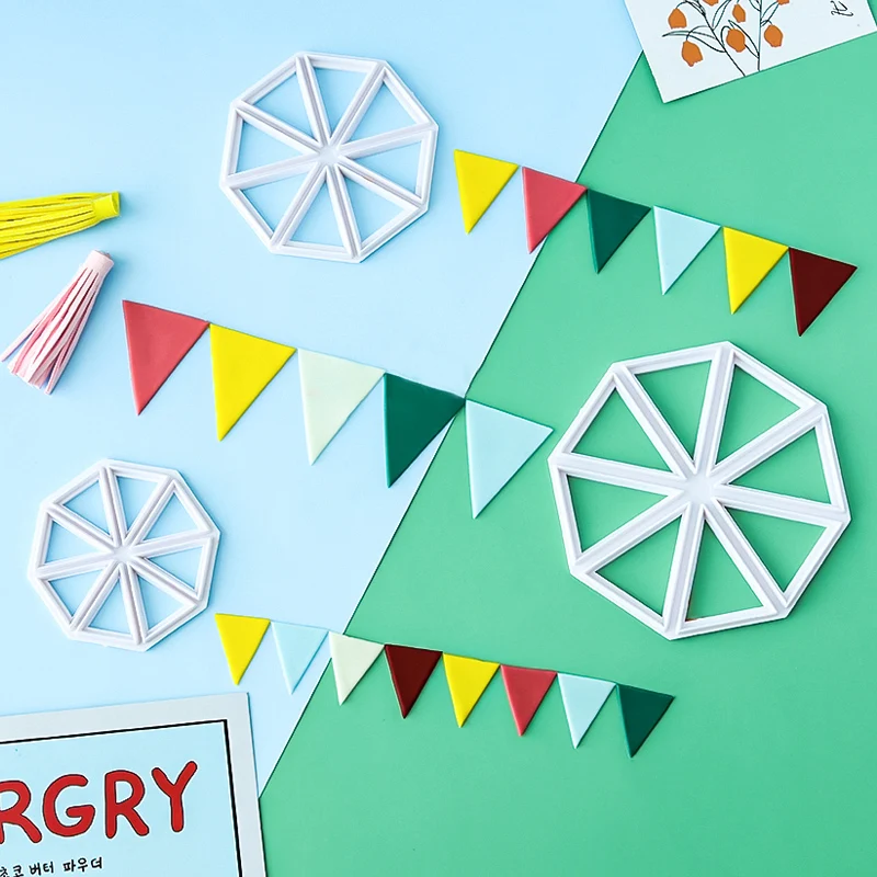 Description Picture 3 of item1set Cookie Cutter Car Cloud Flag Heart Snowflake Flower Plastic Fondant Cutter Cake Mold Cookie Plunger Baking Decorating Tools