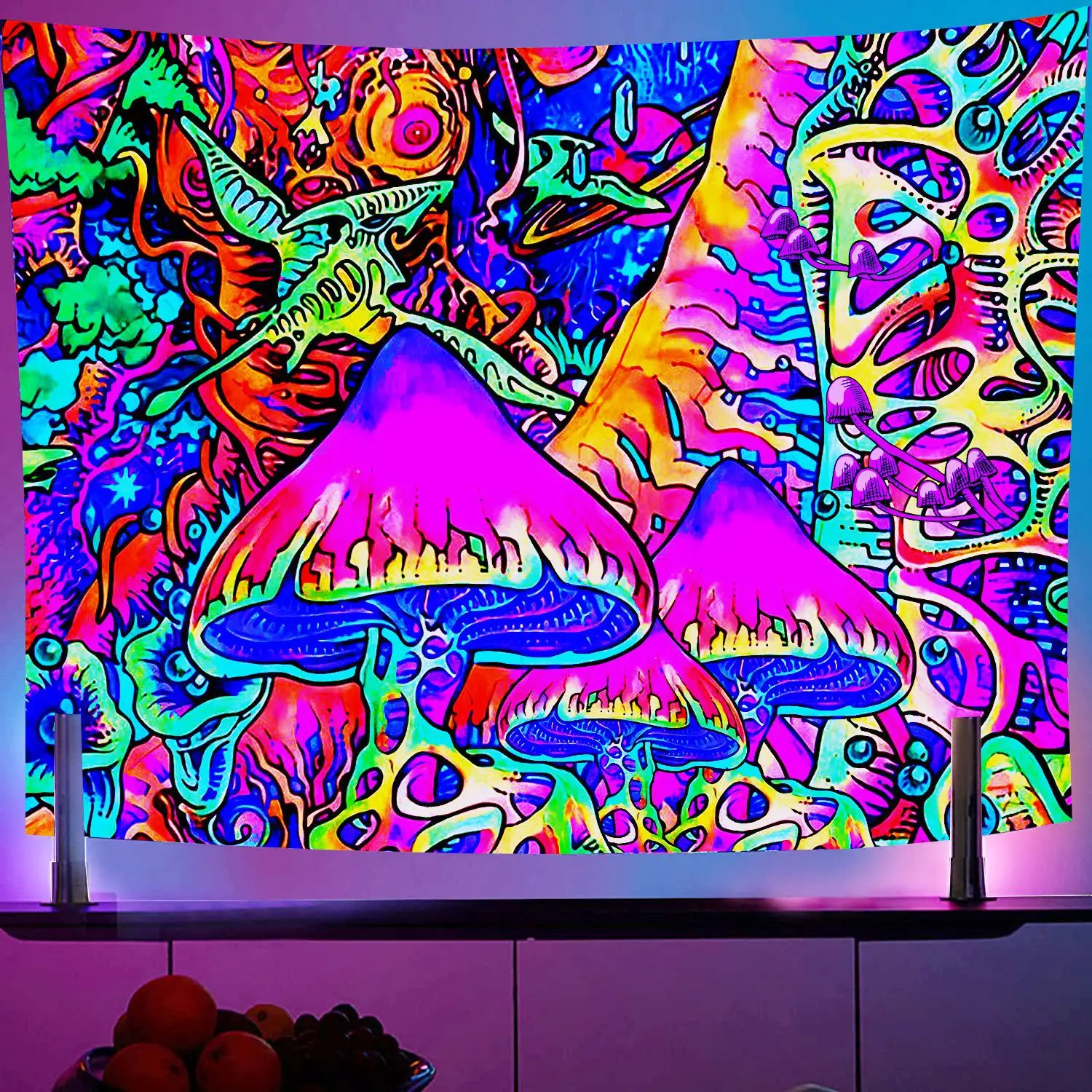 Fluorescent mushroom tapestry Trippy glows in the dark UV reaction poster home decoration tapestry decorations