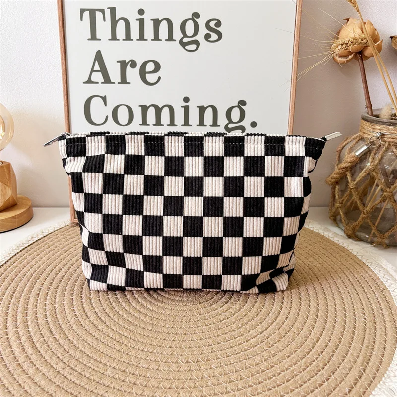 Ladies' Makeup Bags Japanese Harajuku Plaid Simple Fashionable Cosmetic Bags Portable Travel Large Capacity Storage Bag For Girl 3