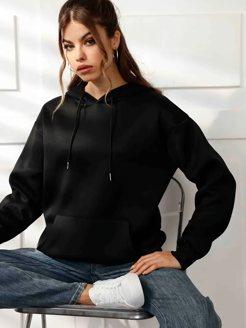 Рисунок 3 - Простой тренд, свитер с капюшоном с принтом бабочки