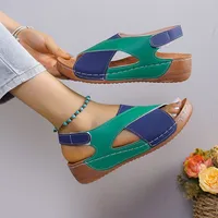 Sandales à l'offre elles compensées pour femmes, chaussures de plage confortables, en cuir PU, patchwork, été 3
