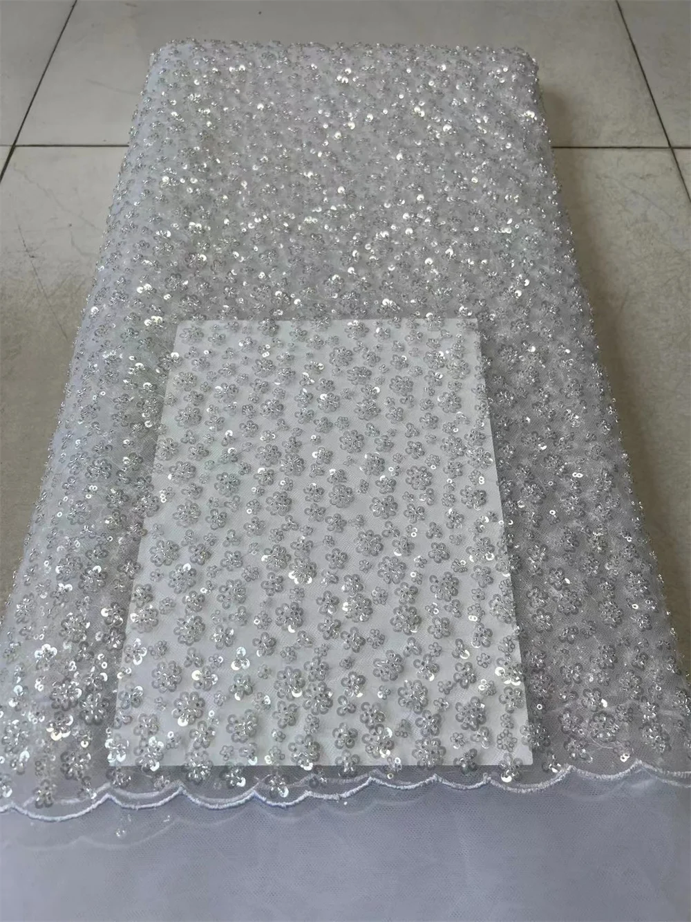 

2023 Luxury French Handmade beads Lace Fabric African Embroidery Mesh Lace Fabric for Sewing Material Lace Fabric White Wp229-4